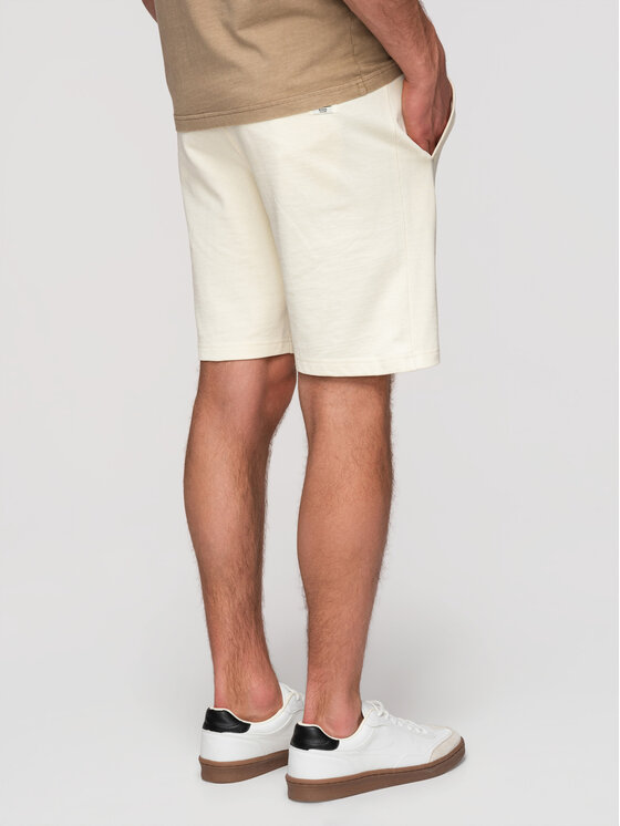 Ombre Ombre Szorty materiałowe OM-SRBS-0205 Kremowy Relaxed Fit