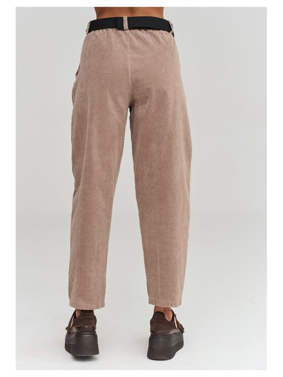 Makadamia Makadamia Jeansy C97 Brązowy Loose Fit