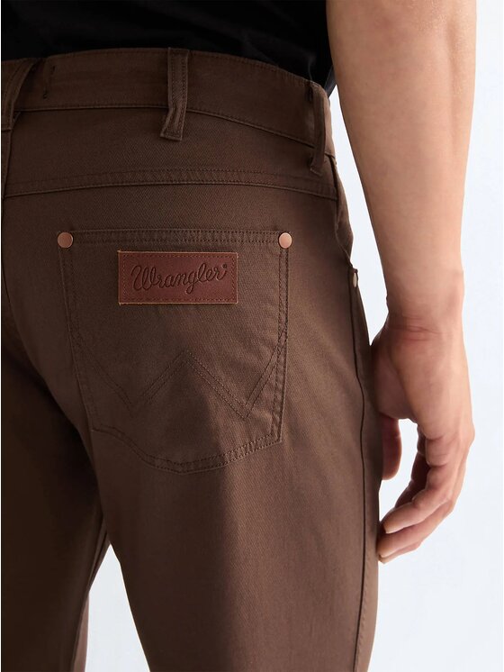 Wrangler Wrangler Pantaloni di tessuto GREENSBORO Marrone Regular Fit