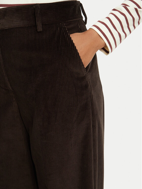 Weekend Max Mara Weekend Max Mara Pantaloni din material Tania 2625136012 Maro Regular Fit