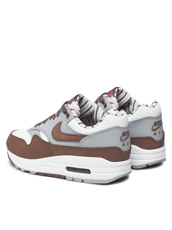 Air max hotsell 1 wolf