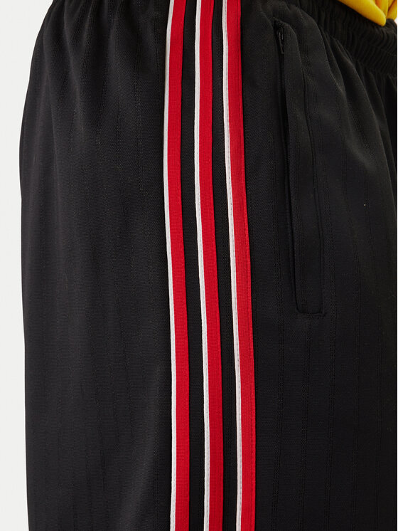 adidas adidas Športové kraťasy Firebird Engineered Stripes KS5505 Čierna Regular Fit