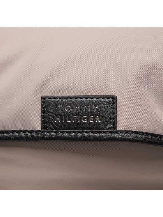 Tommy Hilfiger Tommy Hilfiger Rucksack Th Lux Nylon Flap Backpack AM0AM11817 Beige
