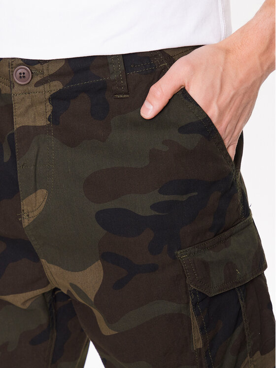 Brave Soul Brave Soul Kratke hlače iz tkanine MSRT-RIVER Zelena Regular Fit