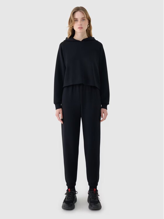 4F 4F Παντελόνι φόρμας 4FWSS25TTROF1010-20S Μαύρο Regular Fit