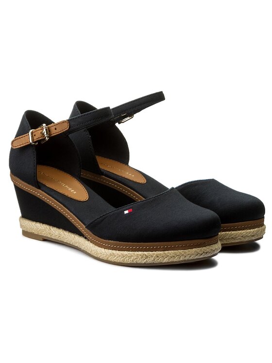 Iconic elba basic closed toe shop