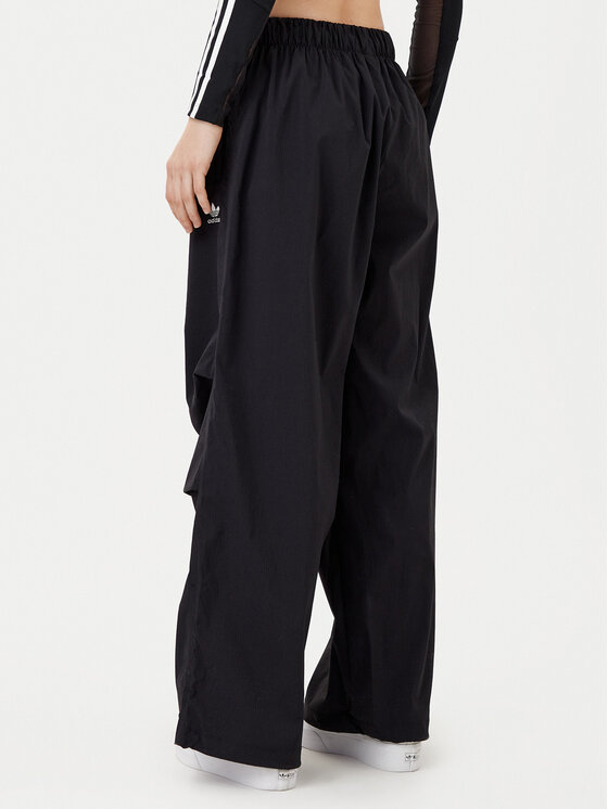 adidas adidas Pantaloni trening Essentials Ripstop JD0785 Negru Loose Fit