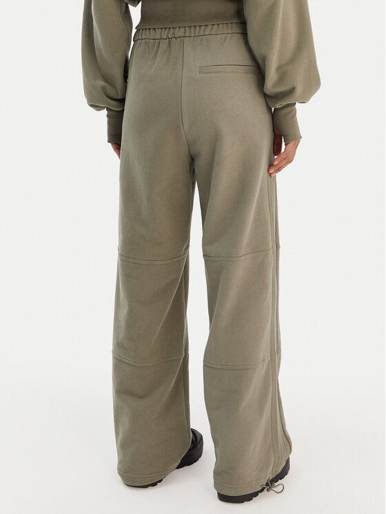 adidas adidas Pantaloni da tuta JM1099 Verde Regular Fit