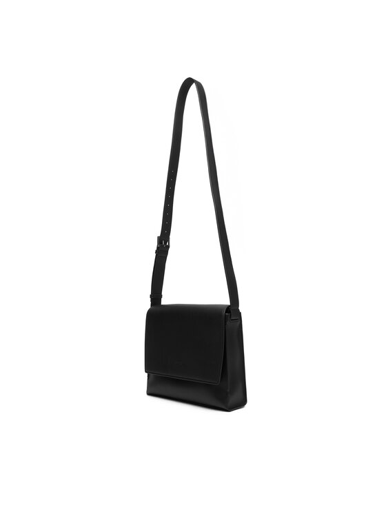 Calvin Klein Calvin Klein Taška cez rameno Micro Pebble Messenger 27 LV04D3034G Čierna