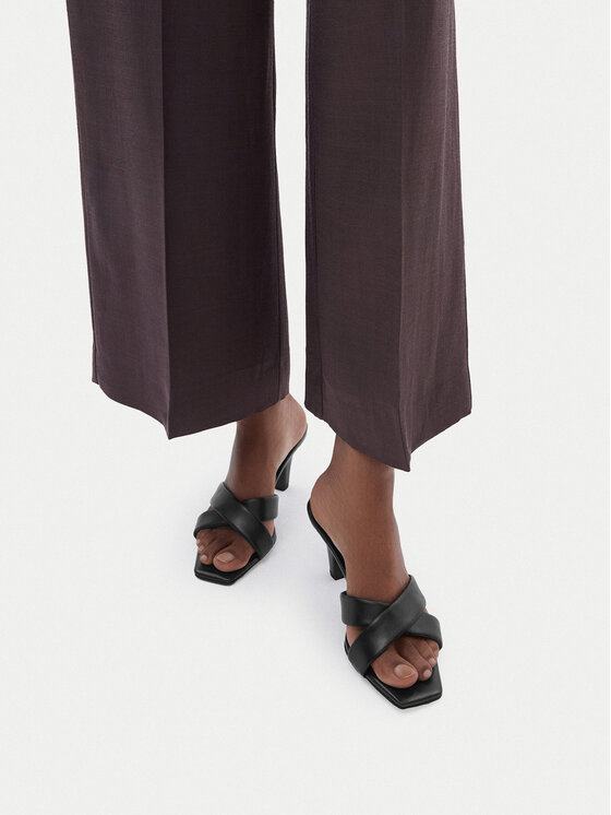 GINO ROSSI GINO ROSSI Шльопанці EO-GL95F-970 Чорний