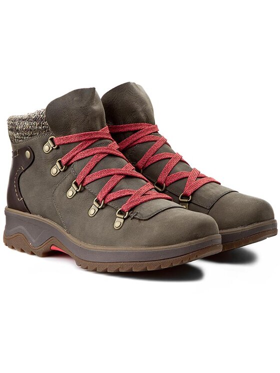 Merrell eventyr bluff outlet