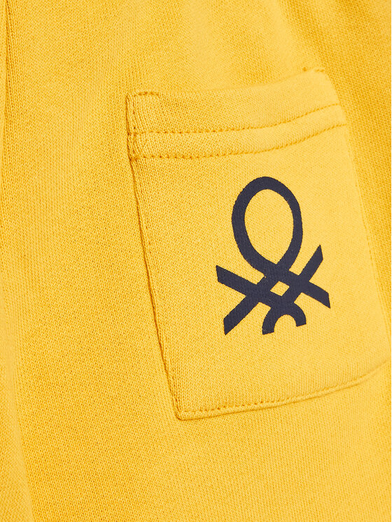 Pantaloncini United Colors Of Benetton Uomo - Cotone E Lino, Fit Straight, Cavallo Basso - Foto 3