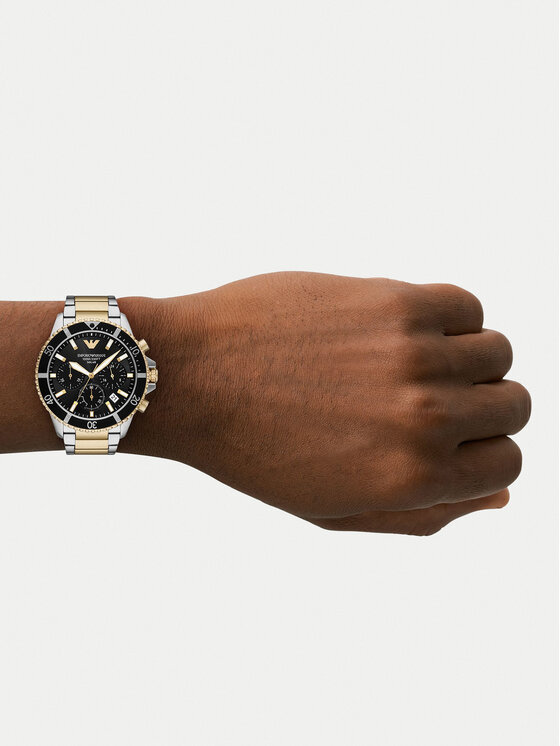 Emporio Armani Emporio Armani Sat World Explorer AR11680 Srebrna