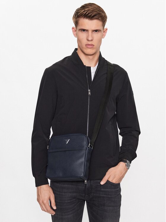 Guess Guess Ľadvinka Certosa Saffiano Smart HMECSA P3158 Tmavomodrá