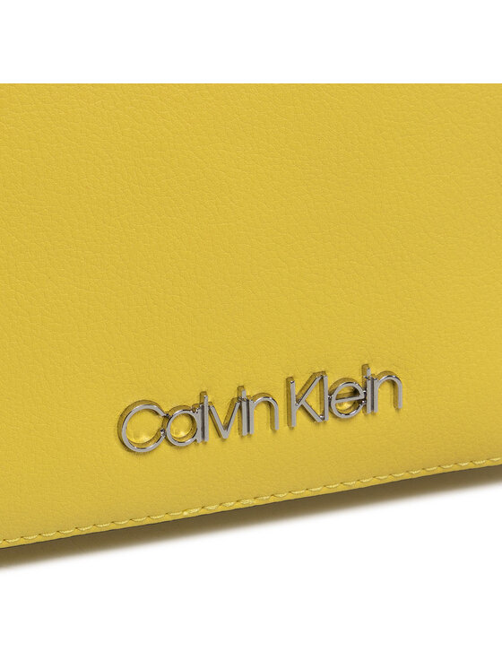 Calvin Klein Must Camera Bag K60K606759 