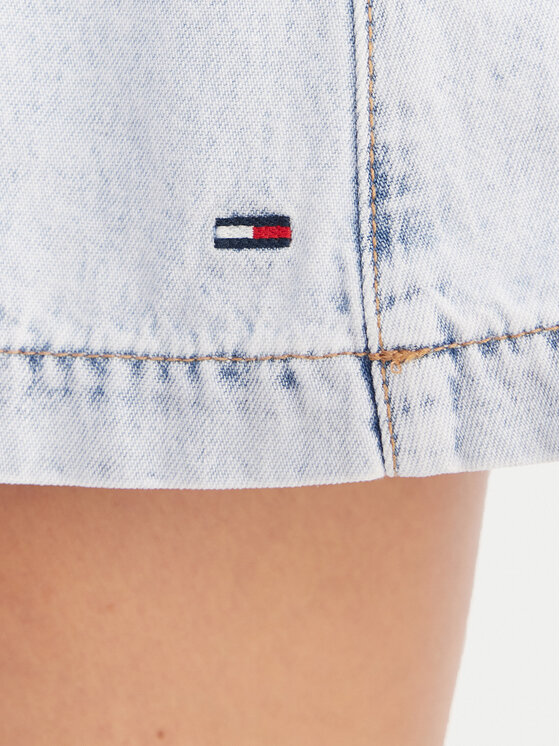 Tommy Jeans Tommy Jeans Džínové šaty DW0DW22990 Světle modrá Slim Fit
