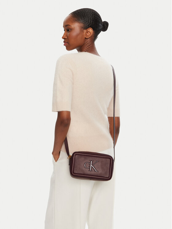 Calvin Klein Calvin Klein Käekott Bold Ck Camera Bag LV04F3220G Bordoopunane