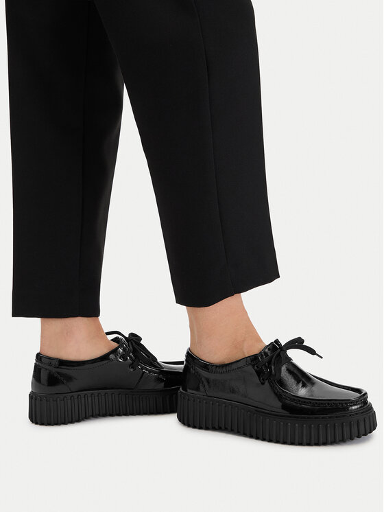 Clarks Clarks Cipele Torhill Bee 26179111 Crna