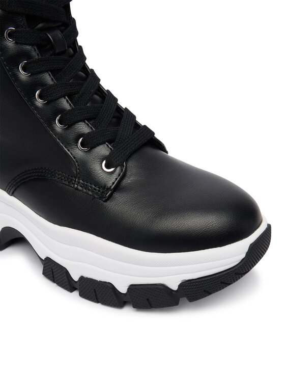 Guess Guess Šnurovacia obuv FLFBNZ ELE12 Čierna