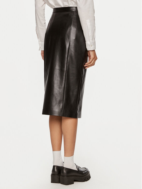 Patrizia Pepe Patrizia Pepe Műbőr szoknya 8G0416 E005 Fekete Regular Fit