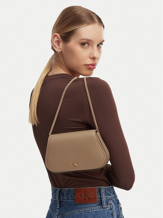 Calvin Klein Calvin Klein Torbica Ck Curved Wallet On Chain LV04F1153G Bež