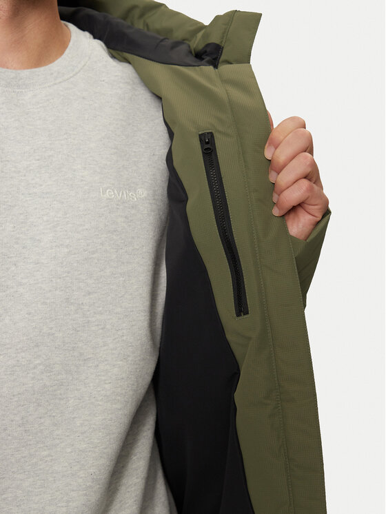 Halti Halti Зимно яке Linjat 065-0419 Зелен Regular Fit