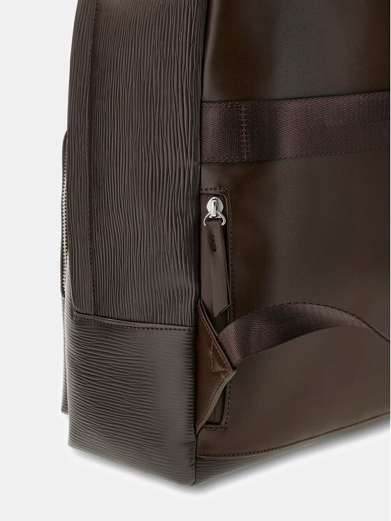 Guess Guess Nahrbtnik 181149 Rjava
