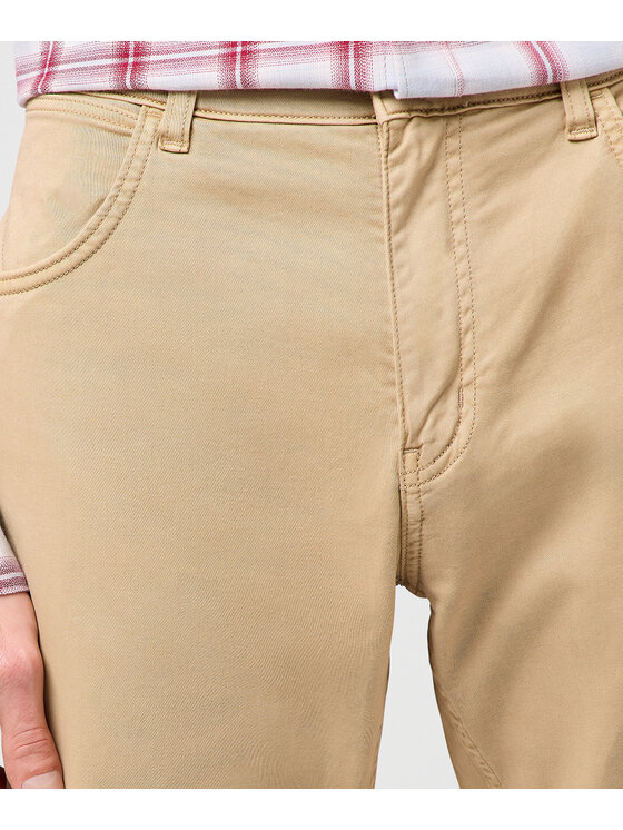 Wrangler Wrangler Spodnie materiałowe 112362345 Beżowy Straight Fit