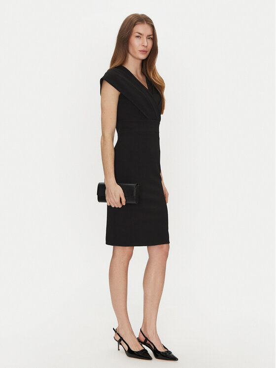 Rinascimento Rinascimento Koktejlové šaty CFC0122760003 Černá Regular Fit