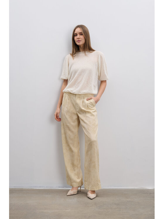 Fobya Fobya Sweter F1997 Écru Basic Fit