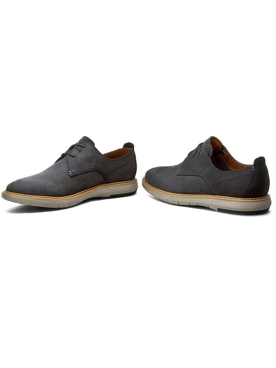 Clarks P buty Flexton Plain 261193147 Granatowy Modivo.pl