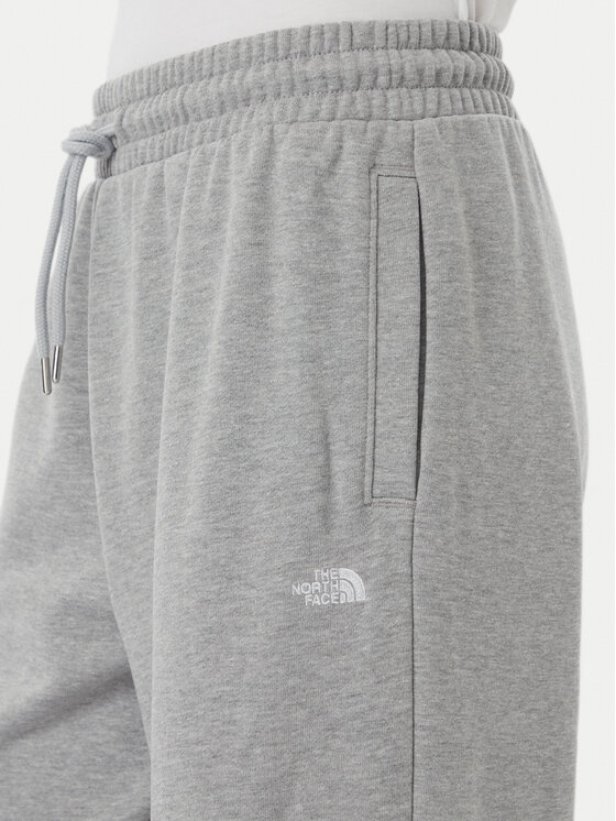 The North Face The North Face Jogginghose Tnf Essential Terry Simple Dome Relaxe NF0A8FDS Grau Regular Fit