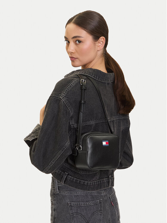 Tommy Jeans Tommy Jeans Käekott Tjw Must Camera Bag AW0AW17543 Must
