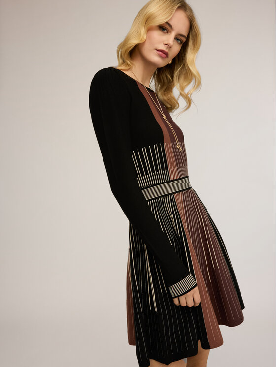 Motivi Motivi Vestito da giorno 7627W001541N0Z3 Nero Flared Fit