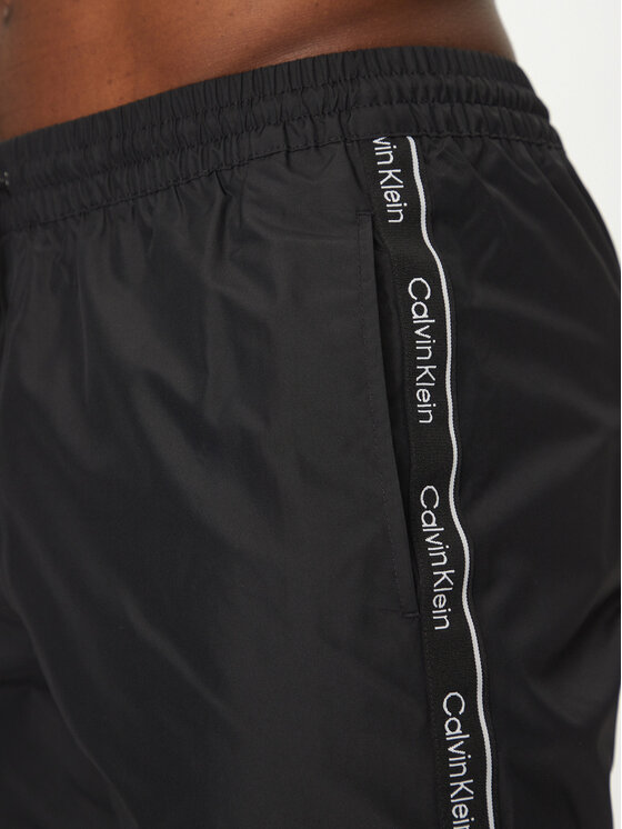 Calvin Klein Swimwear Calvin Klein Swimwear Шорти для плавання KM0KM01109 Чорний Regular Fit