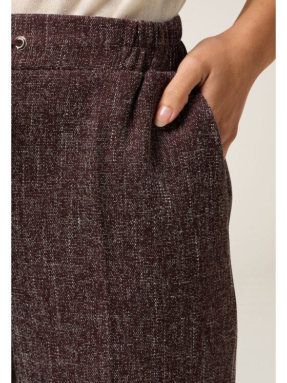 Oltre Oltre Pantaloni di tessuto P00IJ002423N036 Bordeaux Boy Fit