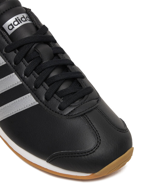 adidas adidas Laisvalaikio batai Runvista HQ2326 Juoda