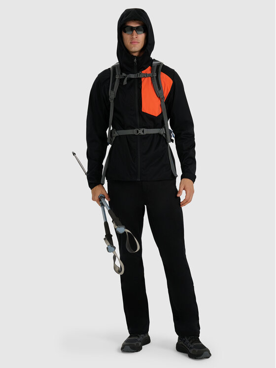 4F 4F Kurtka przejściowa TREKKING Czarny Regular Fit
