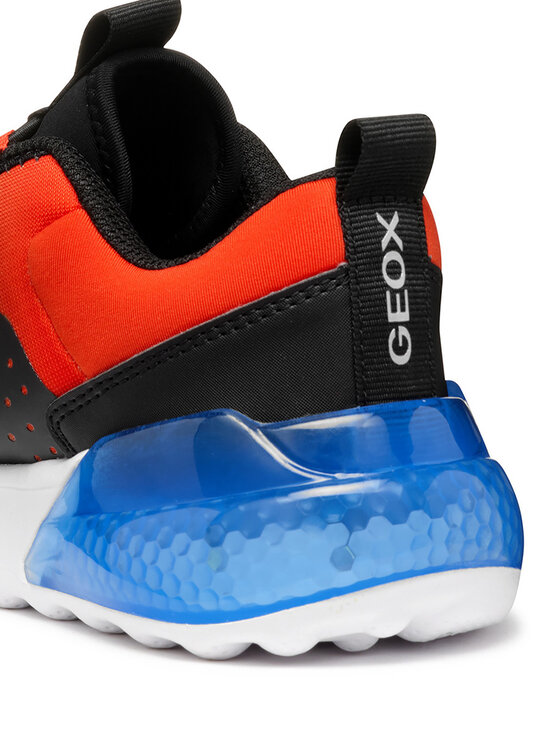 Geox Geox Sneakers J Activart Illuminus J45LYA 02A9J C9B7S S Nero