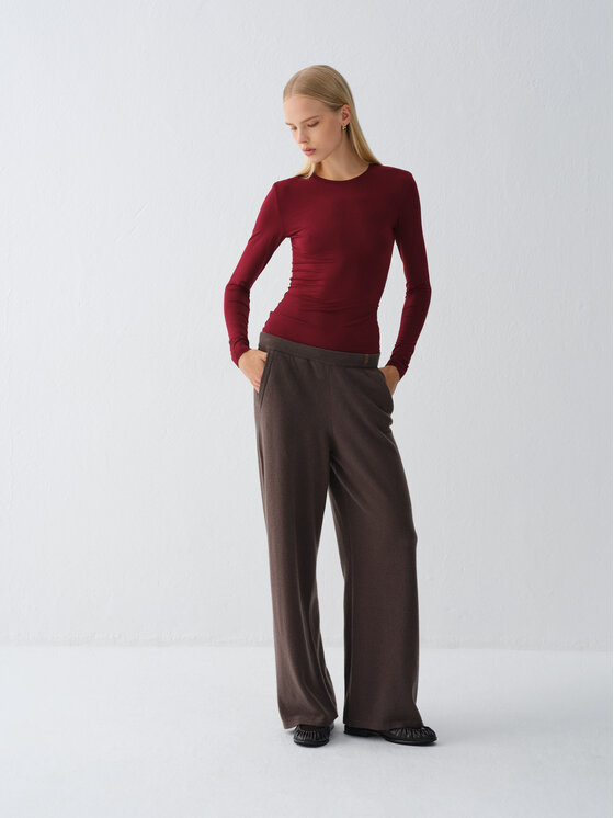 La Mania La Mania Longsleeve APRIL Bordowy Basic Fit