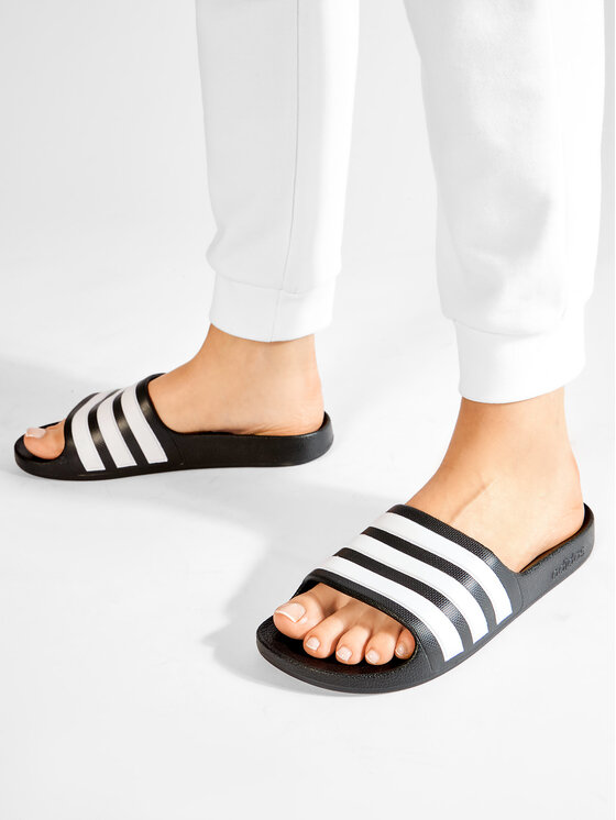 adidas Şlapi adilette Aqua K F35556 Negru