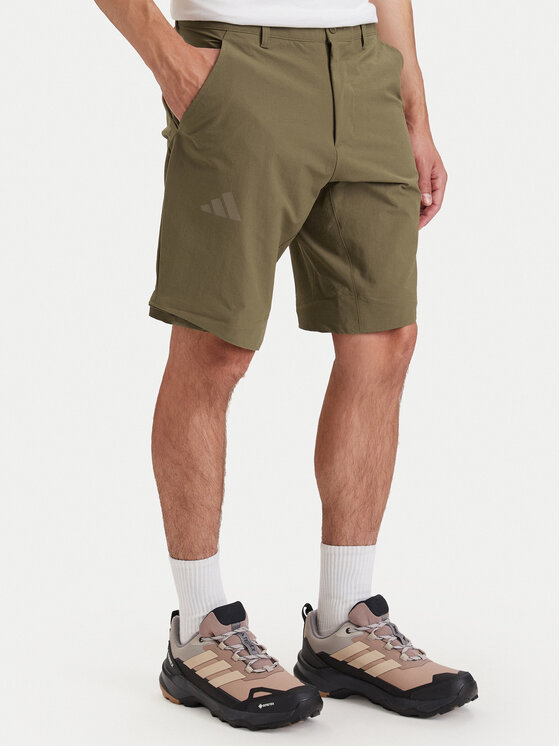 adidas adidas Spodnie outdoor KW7459 Brązowy Regular Fit