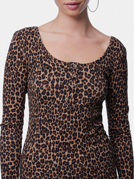 Pieces Pieces Vsakodnevna obleka Kitte 17148389 Rjava Slim Fit
