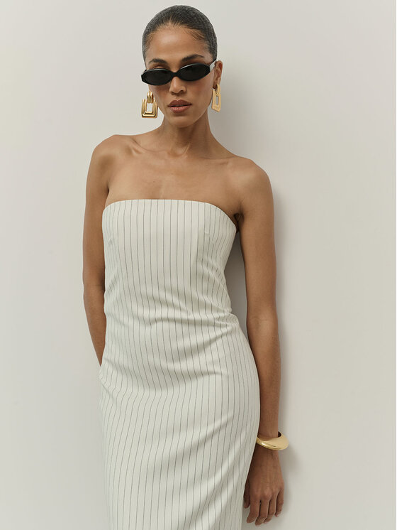 La Mania La Mania Sukienka codzienna MUSE Biały Classic Fit