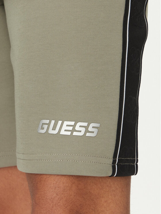 Guess Guess Auduma šorti Z4RD04 KB3P2 Zaļš Regular Fit
