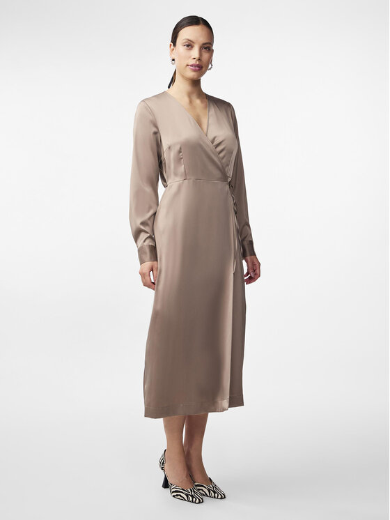 YAS YAS Sukienka codzienna Pella 26030740 Beżowy Regular Fit