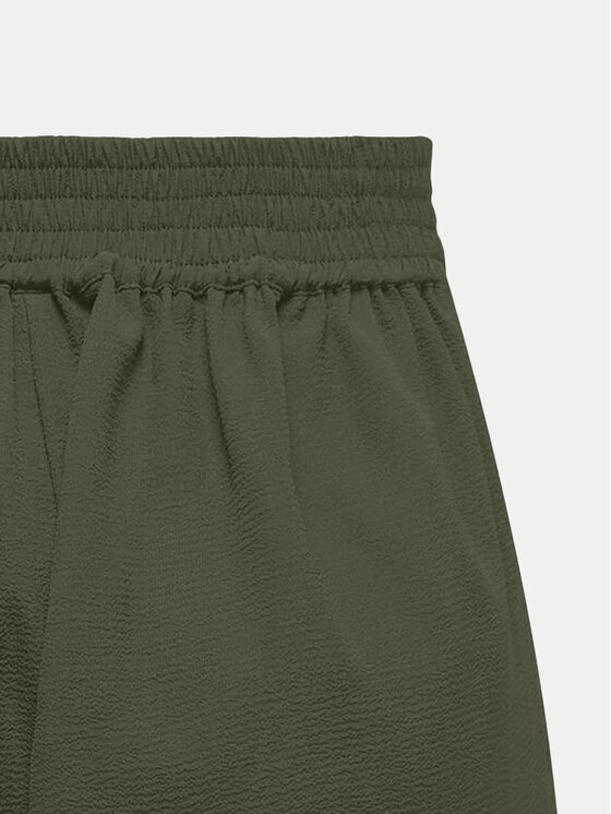 ONLY ONLY Šortky z materiálu Nova 15325521 Zelená Regular Fit