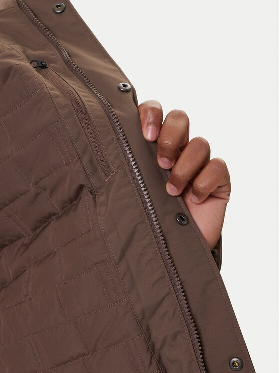 The North Face The North Face Winterjacke Zaneck NF0A4M8H Braun Regular Fit