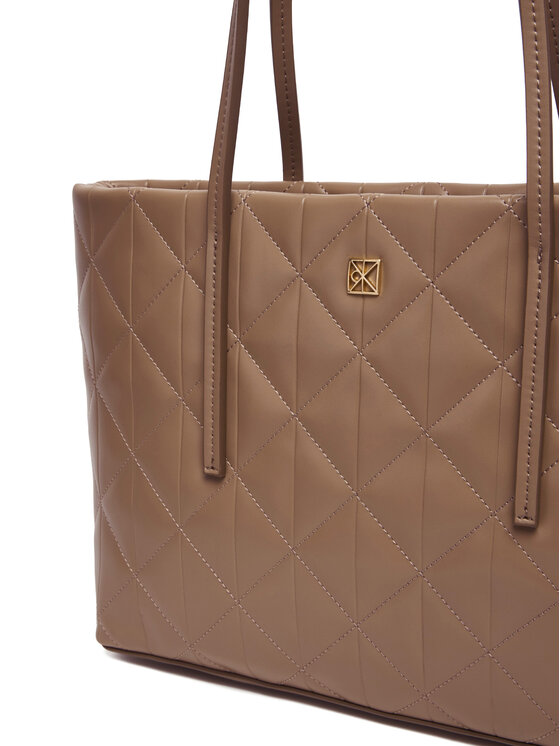 Calvin Klein Calvin Klein Дамска чанта Quilted Small Tote LV04F3325G Бежов