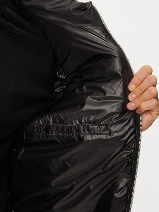 KARL LAGERFELD KARL LAGERFELD Pūkinė striukė 505033 544587 Juoda Regular Fit